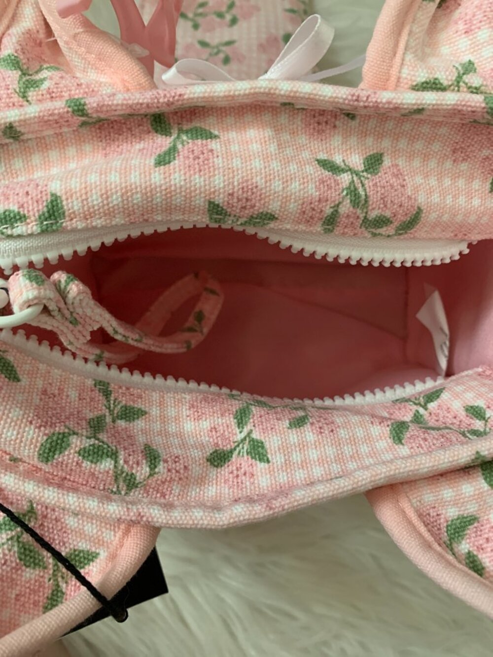 MADDEN GIRL Gingham Floral Mini Tote with Wristlet (+BONUS) - Picture 7 of 7
